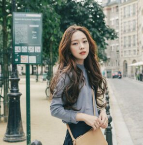 Kiểu Tóc Mái Phù Hợp Với Khuôn Mặt Dài 13