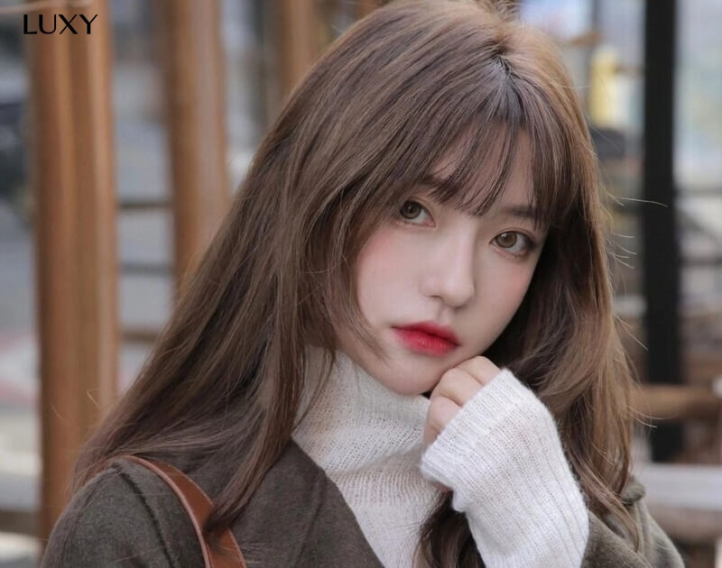 Tóc màu hạt dẻ đậm