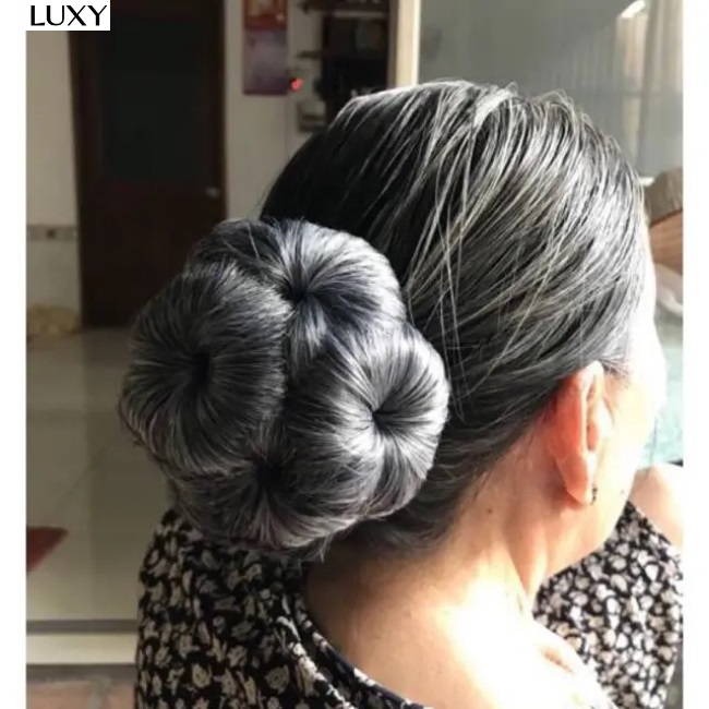 Tóc giả búi hoa cho quý bà