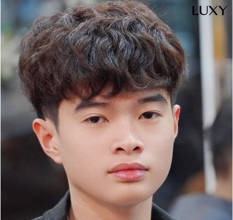 Tóc giả nguyên đầu Layer xoăn