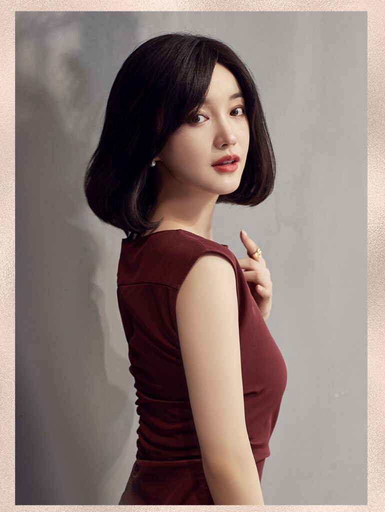 Toc Gia Nu Ngoi Giua Khong Mai Cub Ngang Vai 3